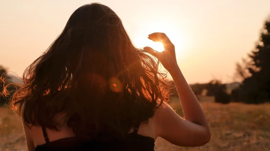 告別低潮！2026年運勢TOP3的生肖，屬猴人脈爆發、屬豬偏財順勢而來