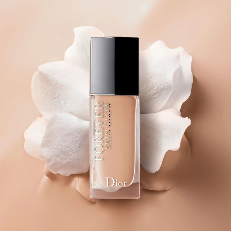 Dior迪奧超完美持久柔光粉底液SPA15(共8色)，NT2,450