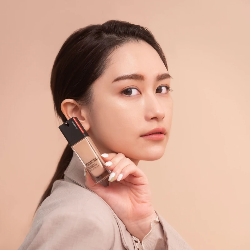 Shiseido資生堂國際櫃超進化光感緊緻粉底SPF30/PA++++妝感示意。