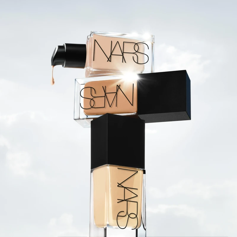 NARS裸光肌萃粉底精華，NT1,900