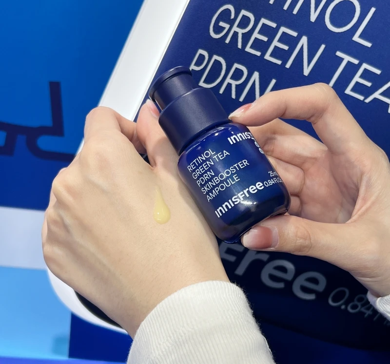 INNISFREE 1%A醇PDRN水光安瓶質地示意。 INNISFREE 1%A醇PDRN水光安瓶質地示意。