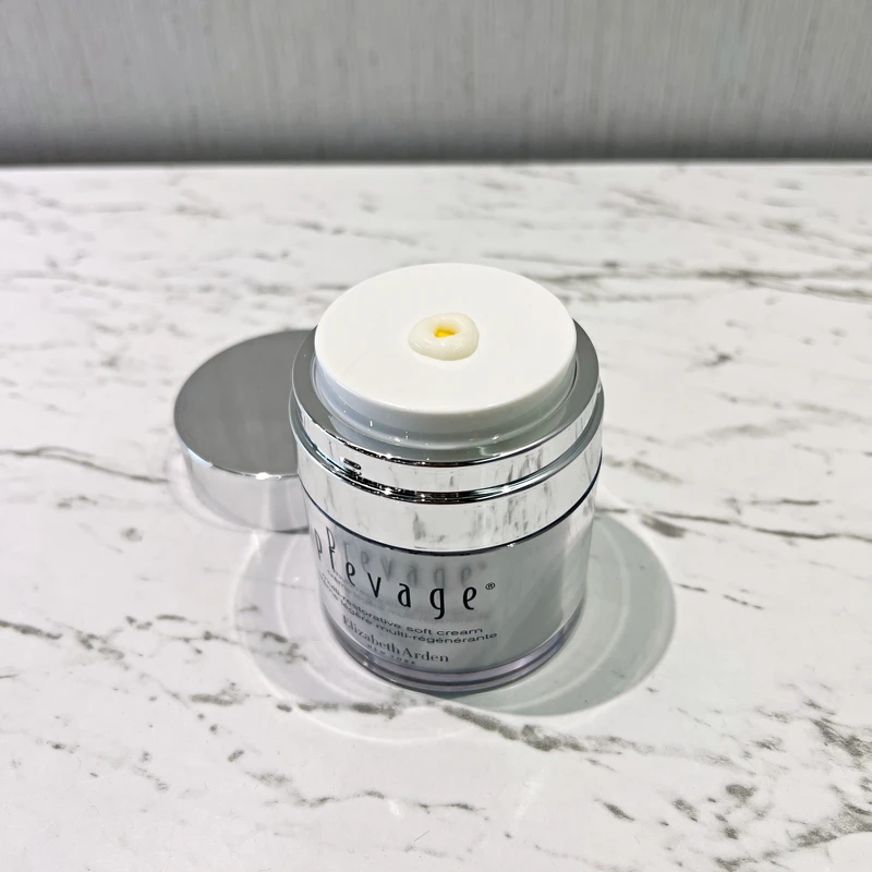 伊麗莎白雅頓艾地苯高效煥顏抗老乳霜50ml,NT5,900 伊麗莎白雅頓艾地苯高效煥顏抗老乳霜50ml,NT5,900