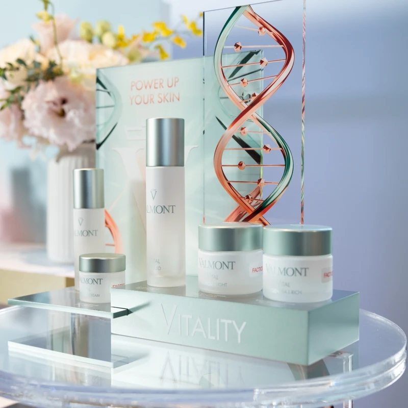 Valmont甦活新肌系列產品照。 Valmont甦活新肌系列產品照。