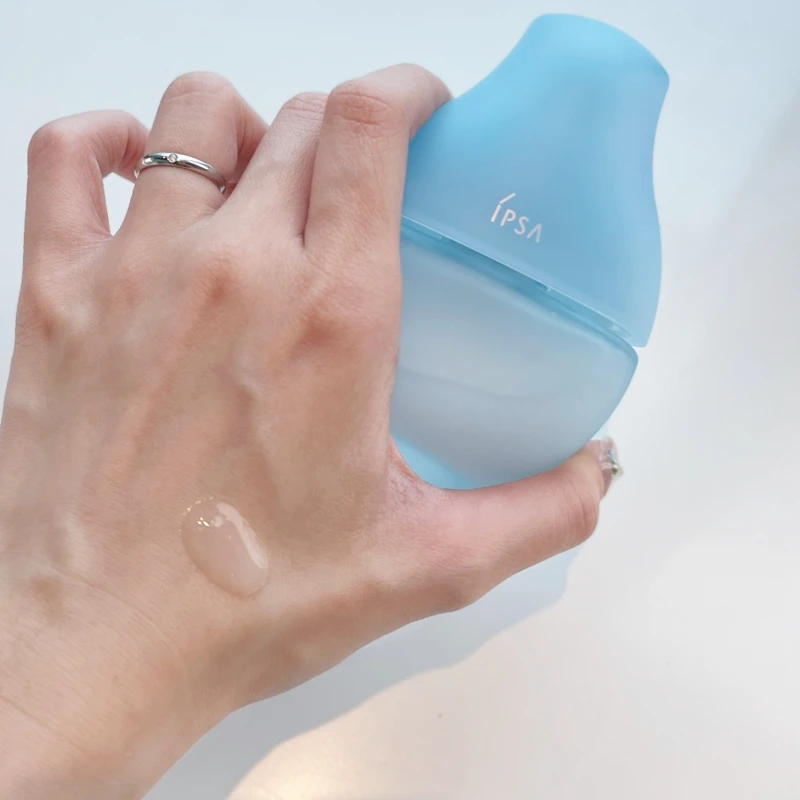 IPSA日夜全能修護藍精華50ml,NT3,600 IPSA日夜全能修護藍精華50ml,NT3,600