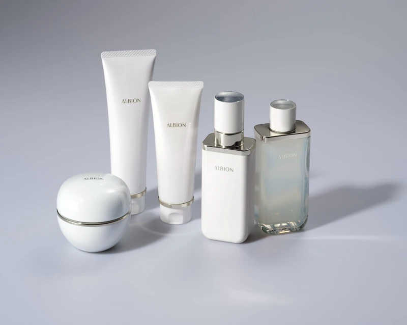 ALBION AUTHENTIQUE匠心凝時主視覺。 ALBION AUTHENTIQUE匠心凝時主視覺。