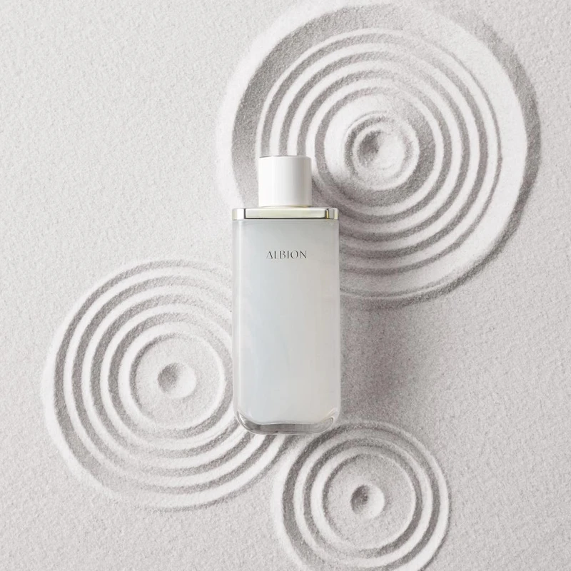 ALBION匠心凝時精萃活化液150ml,NT6,100 ALBION匠心凝時精萃活化液150ml,NT6,100