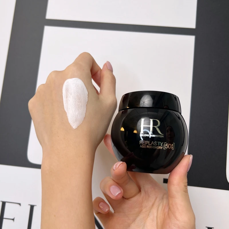 HR赫蓮娜PX50極塑黑繃帶修護乳霜15ml,NT6,500、50ml,NT17,500、100ml,NT28,000 HR赫蓮娜PX50極塑黑繃帶修護乳霜15ml,NT6,500、50ml,NT17,500、100ml,NT28,000