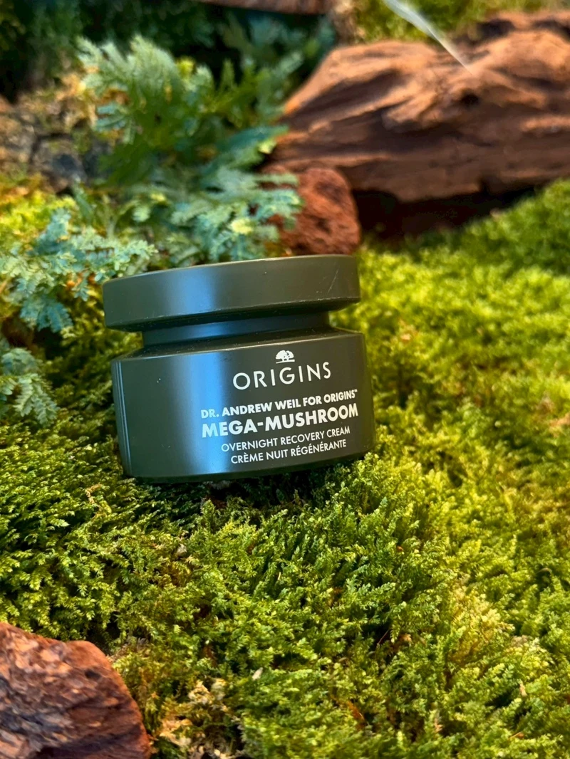 品木宣言 青春無敵靈芝甦醒霜,50ml NT2,900 品木宣言 青春無敵靈芝甦醒霜,50ml NT2,900