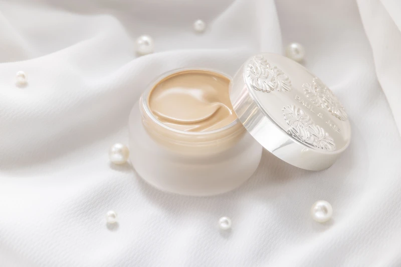 PAUL＆JOY 糖瓷珍珠粉底霜，30g NT2,470