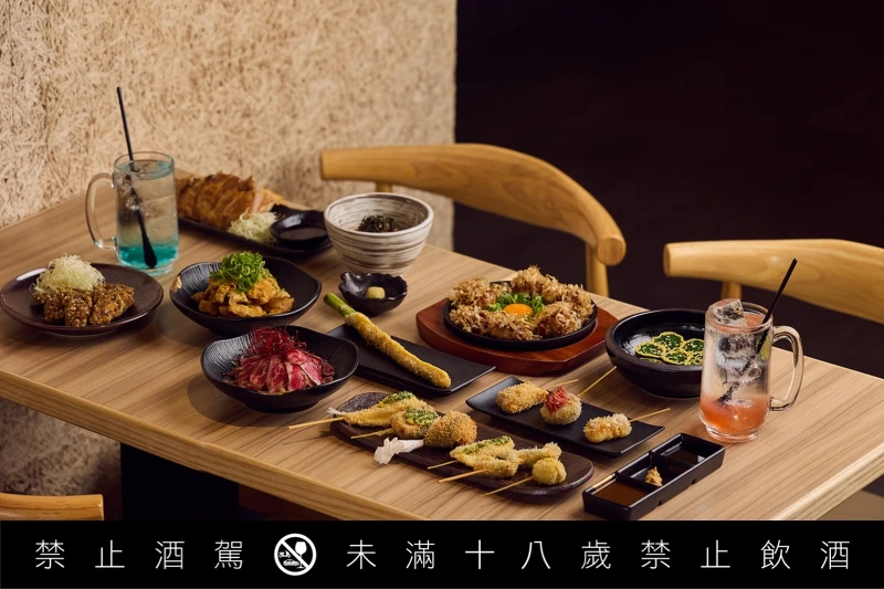 「夜串坊 KUSHIAGE YORU」消費相當親民,單串價格大約落在NT60元至NT150元之間。