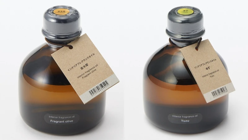 空間芬香油(左)金木犀、(右)柚子。 空間芬香油(左)金木犀、(右)柚子。