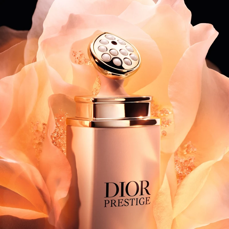 迪奧精萃再生微導眼凝萃情境圖。 迪奧精萃再生微導眼凝萃情境圖。