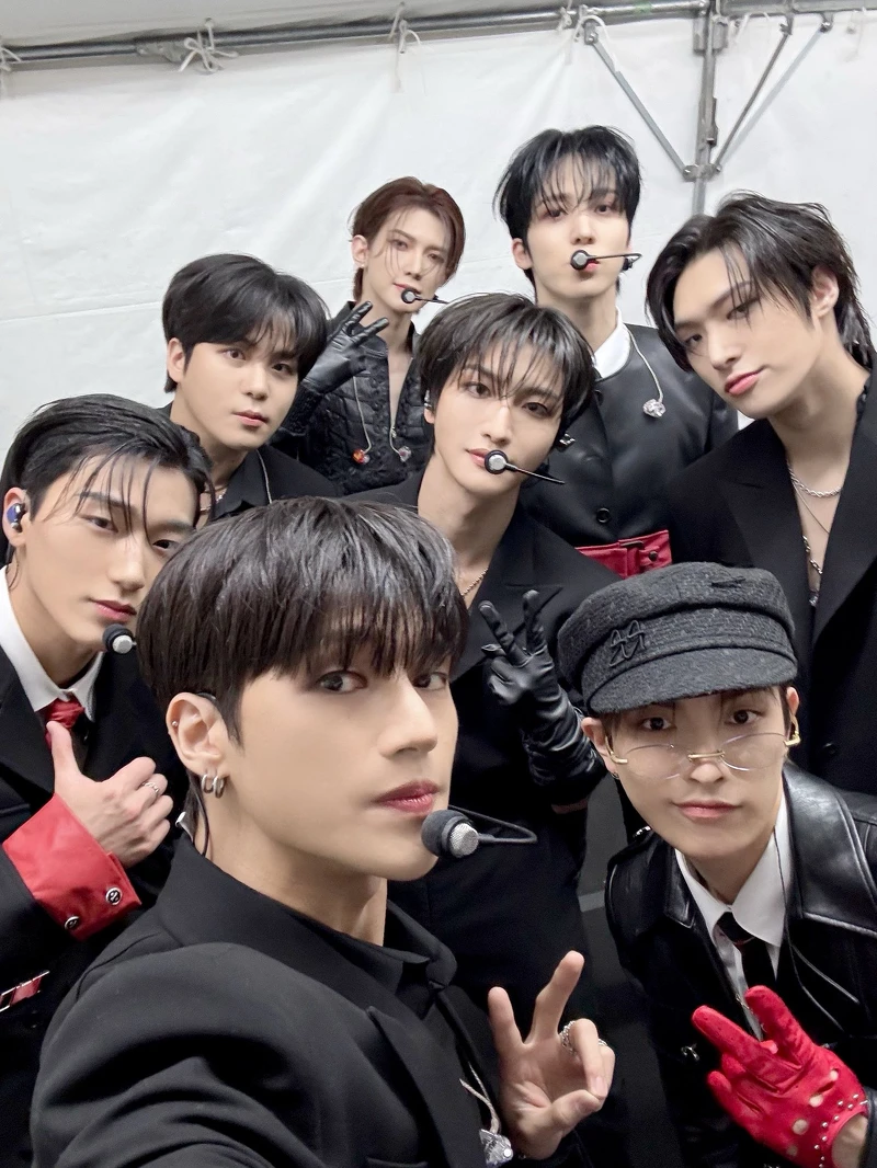 ATEEZ ATEEZ