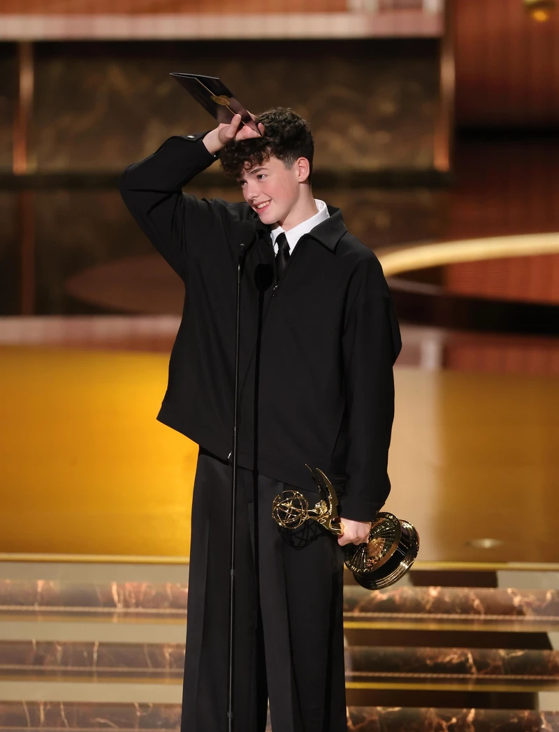 Owen Cooper《混沌少年時》奪2025艾美獎最佳男配角 Owen Cooper《混沌少年時》奪2025艾美獎最佳男配角