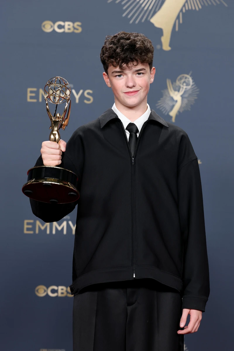 歐文庫柏Owen Cooper 歐文庫柏Owen Cooper