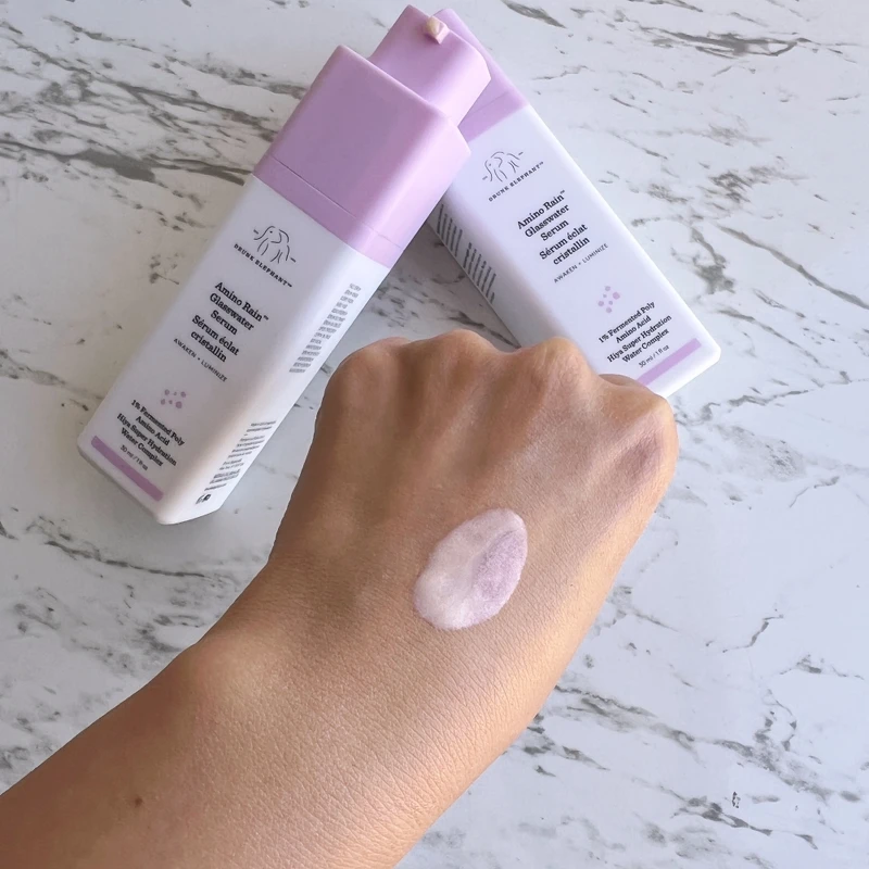 Drunk Elephant醉象胺基酸水光精華質地。 Drunk Elephant醉象胺基酸水光精華質地。