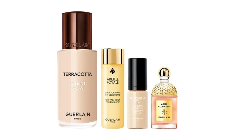 組合內容:提洛可持妝輕粉底柔光版 0.5N(正品).提洛可持妝輕粉底柔光版 5ml.皇家蜂王乳蜜露 15ml.花草水語薔薇之木淡香精 7.5ml 組合內容:提洛可持妝輕粉底柔光版 0.5N(正品).提洛可持妝輕粉底柔光版 5ml.皇家蜂王乳蜜露 15ml.花草水語薔薇之木淡香精 7.5ml