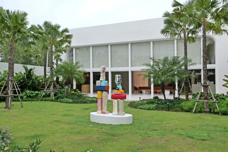 Chloé Kelly Miller 的石雕作品《Unity of the Double》。 Chloé Kelly Miller 的石雕作品《Unity of the Double》。