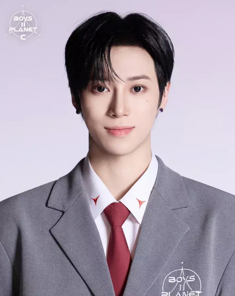 ALPHA DRIVE ONE成員:張家豪(Zhang Jia hao) ALPHA DRIVE ONE成員:張家豪(Zhang Jia hao)