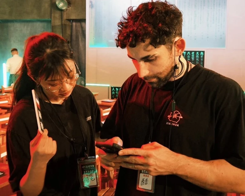 《中文怪物》耗時一年才誕生。 《中文怪物》耗時一年才誕生。