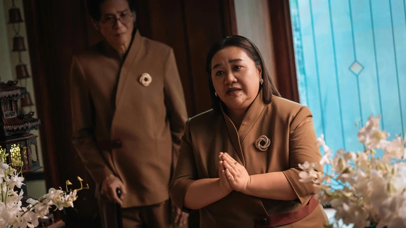 鍾欣凌與劉主屏在《回魂計》中飾演張士凱的媽媽與妹妹，大展陰謀且炫富。