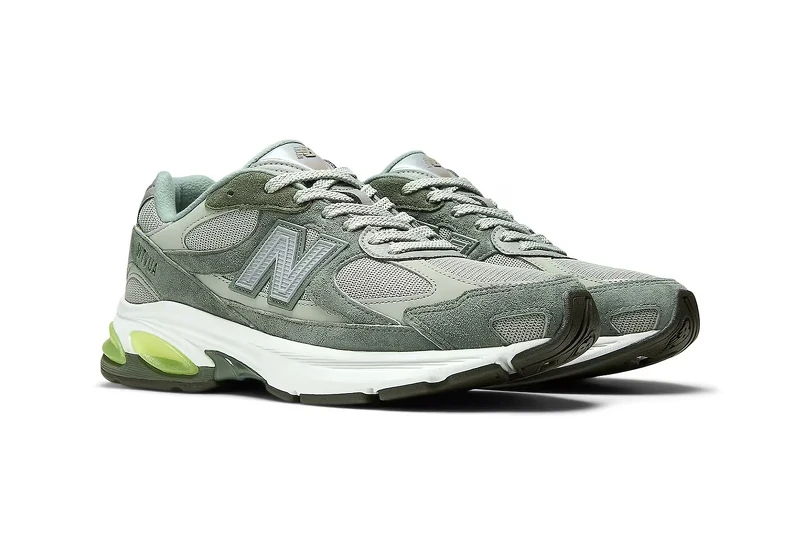 鞋头必关注！WTAPS x New Balance ABZORB 2010、New Balance 1000...最新入手资讯一次看