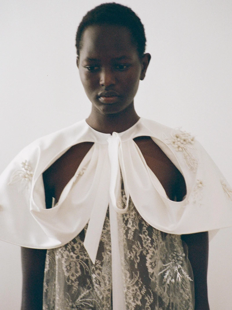 FITTINGS © ANGELE CHATENET。 FITTINGS © ANGELE CHATENET。