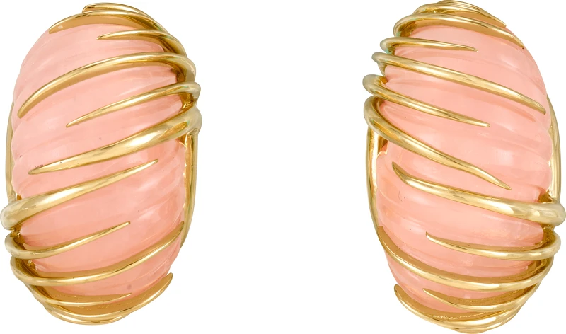 (本次來台作品) 耳環,1971年_黃K金、玫瑰水晶