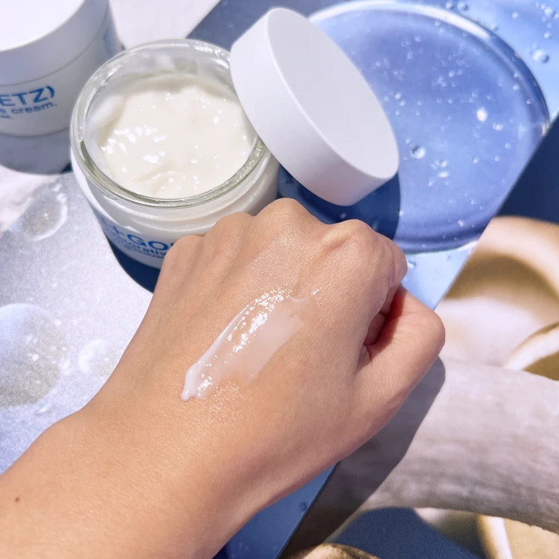 (MALIN+GOETZ)維他命B3修復霜質地示意。 (MALIN+GOETZ)維他命B3修復霜質地示意。