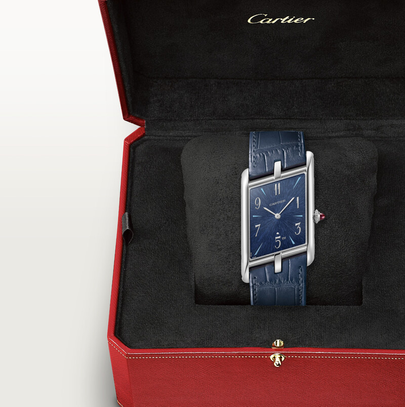 Tank Asymétrique腕錶，卡地亞1917 MC型工作坊精製手動上鍊機械機芯