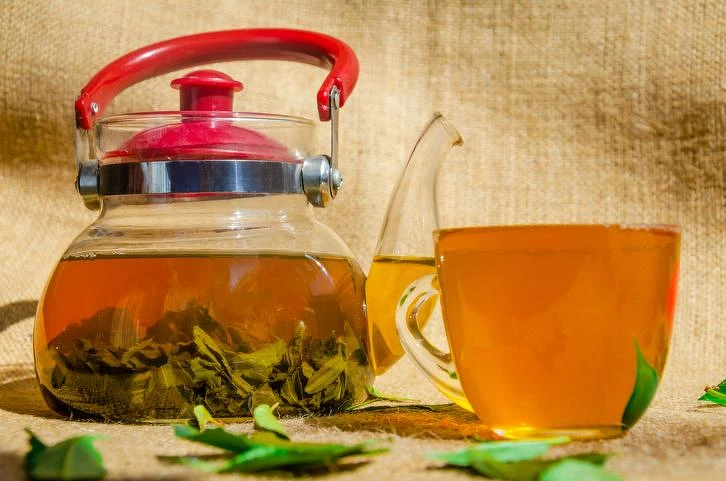 小红书疯传10分钟煮出纤腰茶，连喝3天小腹有感收紧！