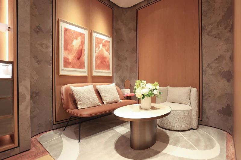 Hearts On Fire 微風信義精品店以「品味寓所」概念重塑整修揭幕，為品牌形象帶來明亮摩登的嶄新氣息