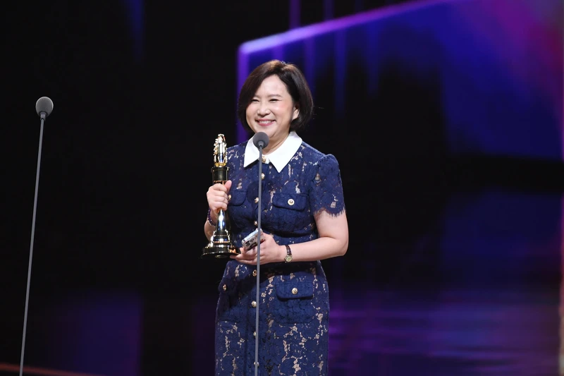 詹慶齡/名人書房奪2025金鐘生活風格節目主持人獎 詹慶齡/名人書房奪2025金鐘生活風格節目主持人獎