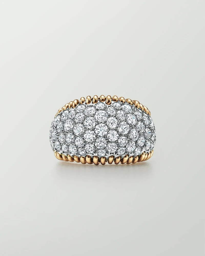 Schlumberger by Tiffany & Co. Stitches 鉑金及黃K金鑽石戒指 約NT$ 1,610,000