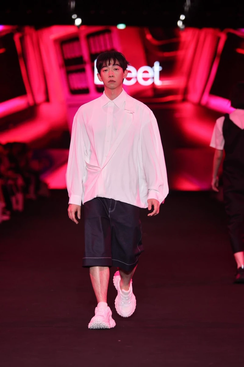 王可元擔任Dleet 李倍 x《今夜一起為愛鼓掌》走秀嘉賓 王可元擔任Dleet 李倍 x《今夜一起為愛鼓掌》走秀嘉賓