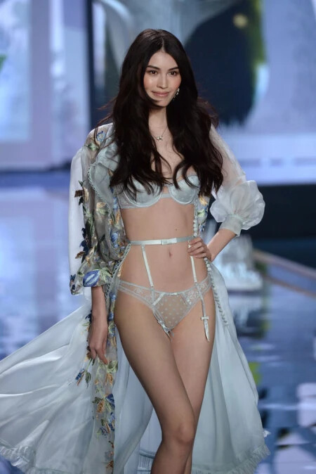 何穗 Sui He
