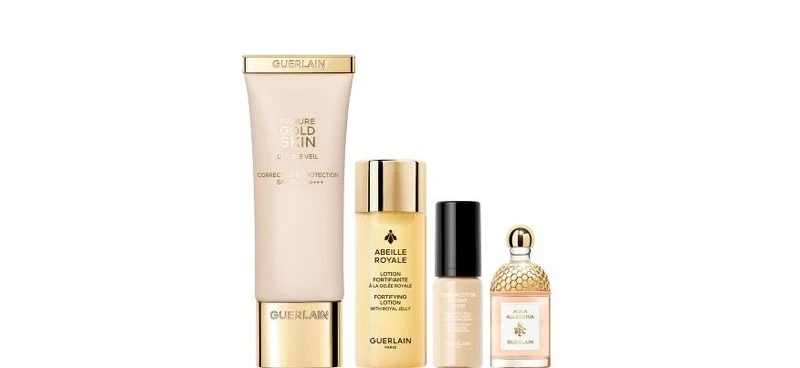 24K純金奢緞光妝前乳40ml(正品)、提洛可持妝輕粉底柔光版 5ml、花草水語晨霧玫瑰淡香水 7.5ml、皇家蜂王乳蜜露 40ml。 24K純金奢緞光妝前乳40ml(正品)、提洛可持妝輕粉底柔光版 5ml、花草水語晨霧玫瑰淡香水 7.5ml、皇家蜂王乳蜜露 40ml。