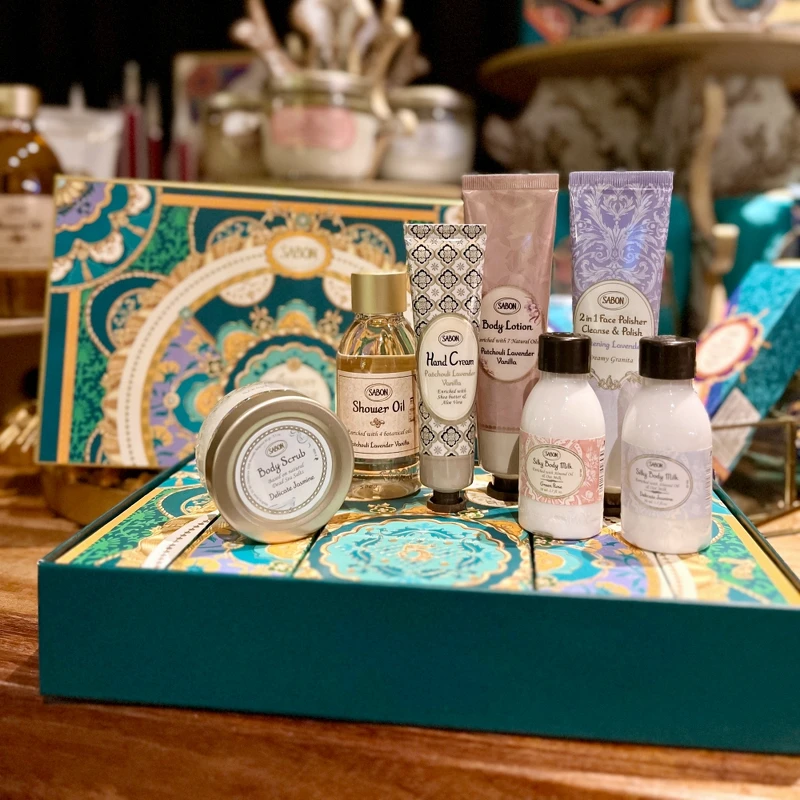 SABON 2025流光夜宴7天倒數月曆,NT2,380 SABON 2025流光夜宴7天倒數月曆,NT2,380