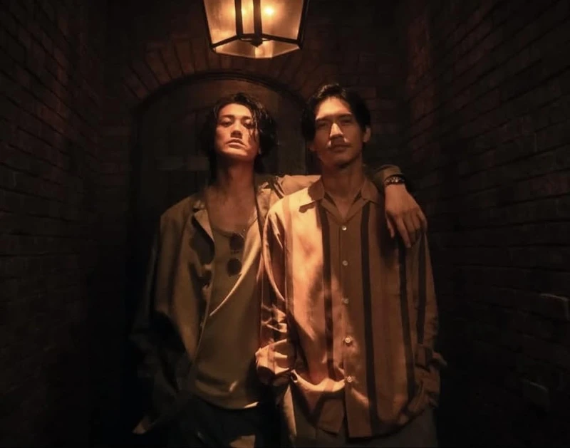 赤西仁與好友錦戶亮組成N/A,做著自己喜歡的音樂。 赤西仁與好友錦戶亮組成N/A,做著自己喜歡的音樂。