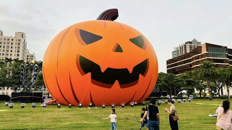 此圖為2024年登場的巨大南瓜 此圖為2024年登場的巨大南瓜