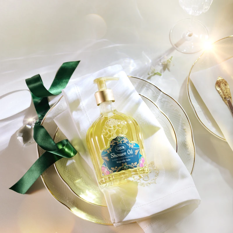 SABON流光夜宴沐浴油300ml(PET瓶),NT1,080、450ml,NT1,480 SABON流光夜宴沐浴油300ml(PET瓶),NT1,080、450ml,NT1,480