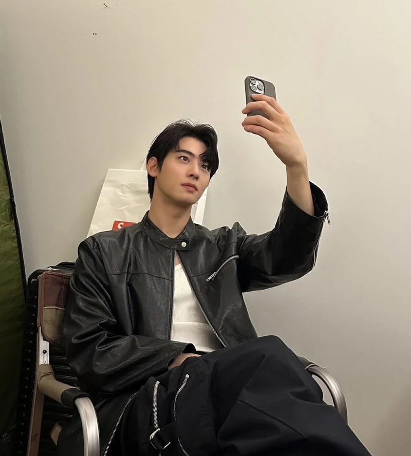 IG@ eunwo.o_c IG@ eunwo.o_c