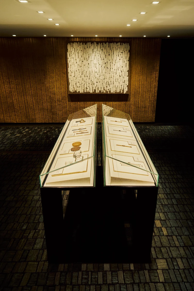 Chanel於巴黎時裝週期間展示了一系列 Première Galon 全新商品。 Chanel於巴黎時裝週期間展示了一系列 Première Galon 全新商品。