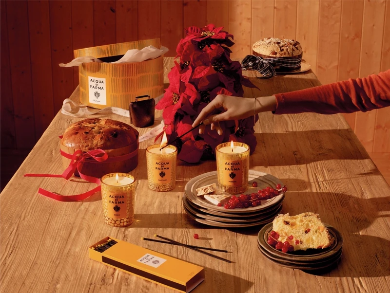 Acqua di Parma聖誕限量版香氛蠟燭(靜謐雪松BOSCO、濃情潘尼Panettone、甜蜜托尼Torrone)200g，NT3,400