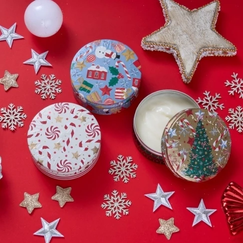 STEAMCREAM設計師風格系列，也以拐杖糖、星星、雪人、聖誕樹與冬夜神話等聖誕元素推出限定收藏款。75g，NT640