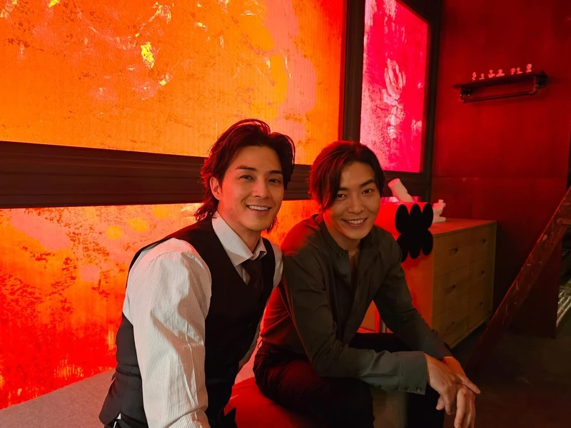 金智勳在個人IG上PO出在和「毛泰九」金昱材雙帥合影 金智勳在個人IG上PO出在和「毛泰九」金昱材雙帥合影