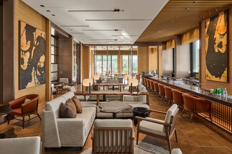 「潮」大廳酒吧。 「潮」大廳酒吧。