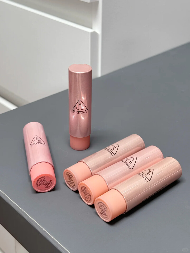 3CE 粉漾柔光潤唇膏