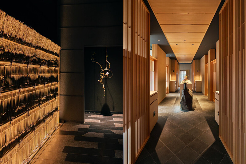 玄關通道。 玄關通道。