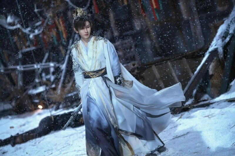 成毅帶傷依然堅持親自上陣拍打戲,敬業滿分。 成毅帶傷依然堅持親自上陣拍打戲,敬業滿分。